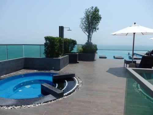 Stunning Sea View Condo On The Beach - Monthly Stay 芭達亞 外观 照片