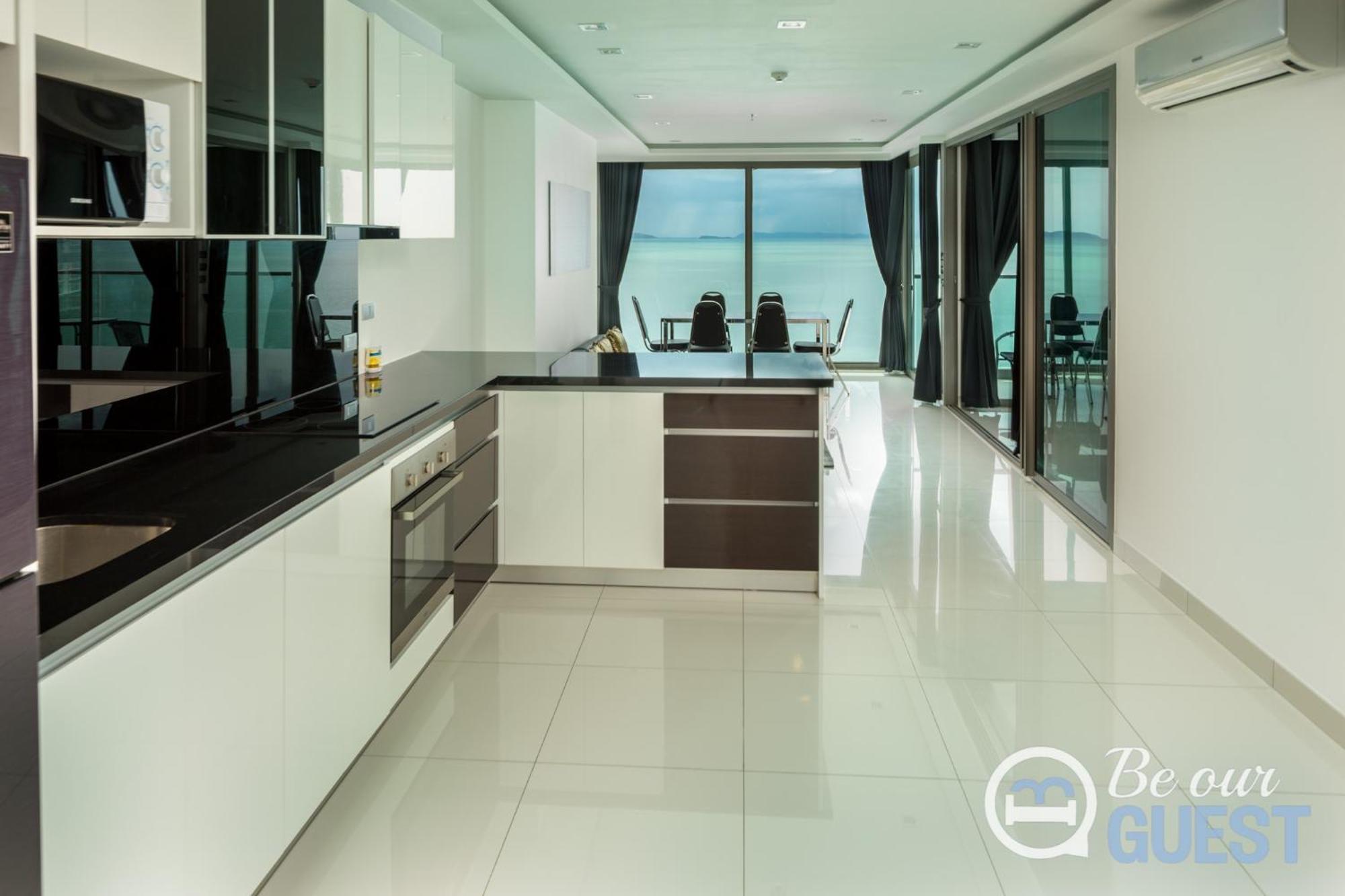 Stunning Sea View Condo On The Beach - Monthly Stay 芭達亞 外观 照片