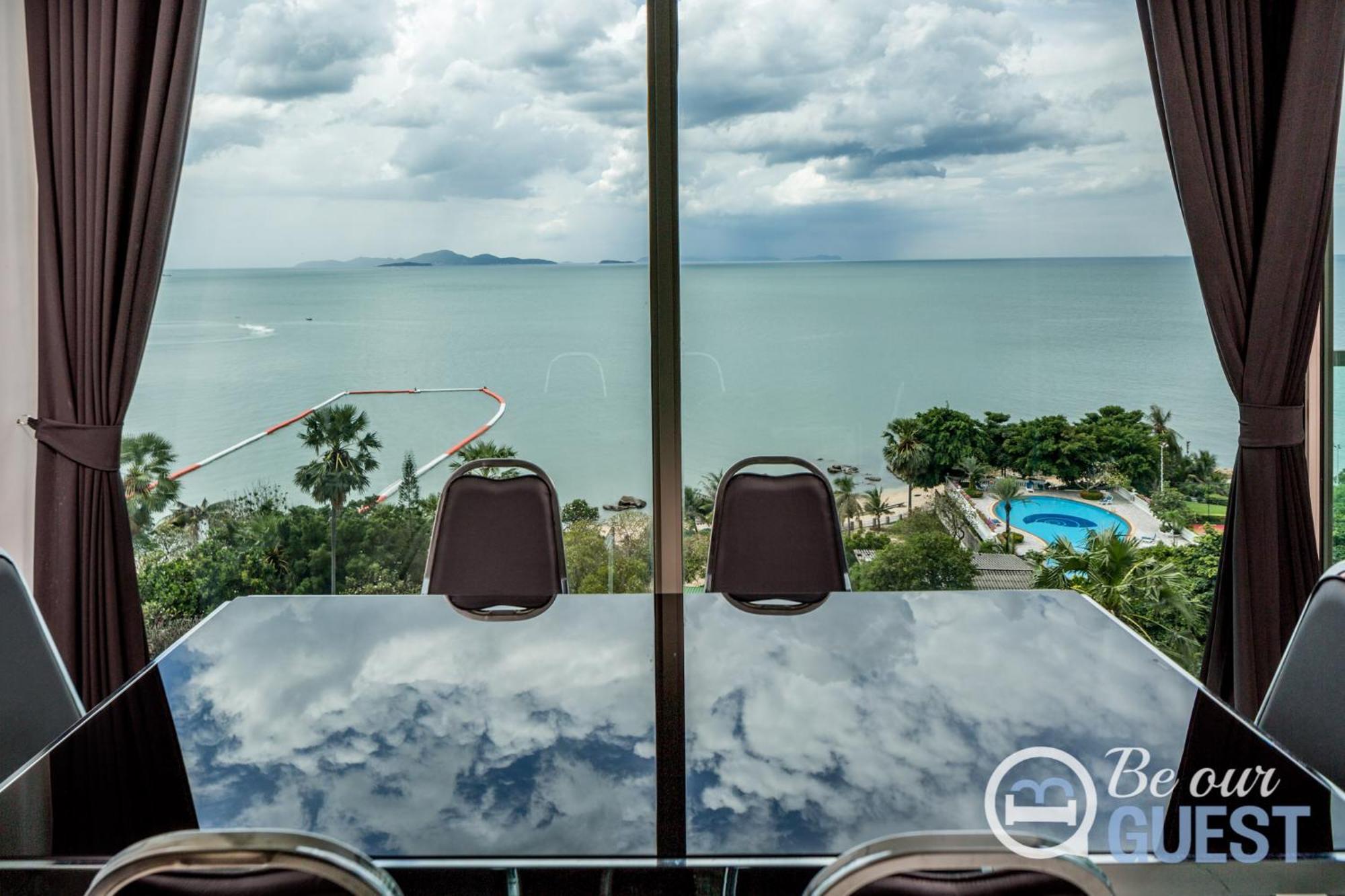 Stunning Sea View Condo On The Beach - Monthly Stay 芭達亞 外观 照片
